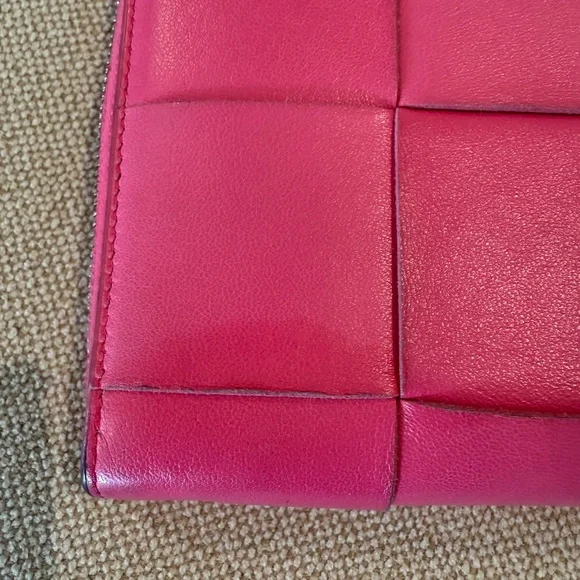 Bottega Veneta Pink Intrecciato Zip Around Wallet - Picture 5 of 11